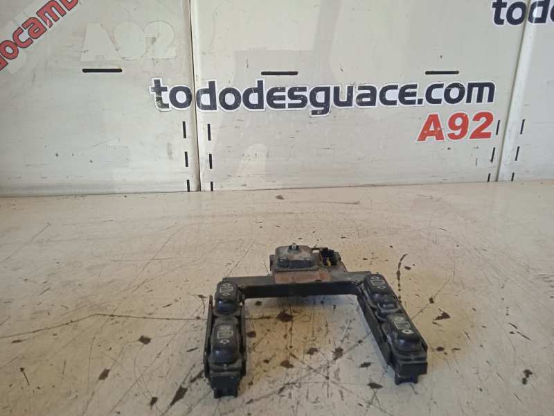 MANDO ELEVALUNAS DELANTERO IZQUIERDO MERCEDES-BENZ CLASE E (W210) BERLINA DIESEL 300 Turbodiesel (210.025)
