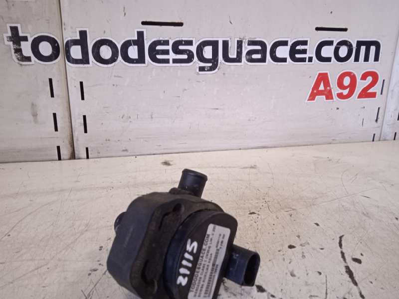 BOMBA AUXILIAR AGUA MERCEDES CLASE C (W204) LIM. C 220 CDI BlueEfficiency (204.002)   |   01.11 - 12.14