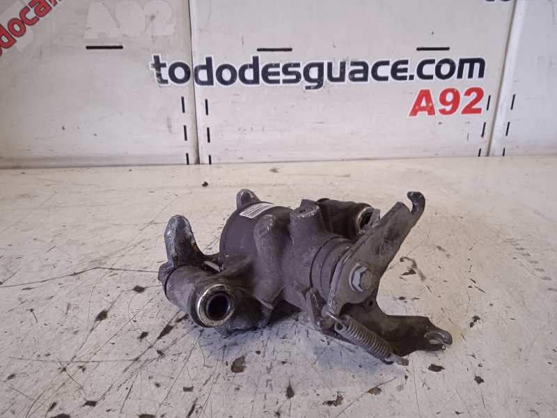 PINZA DE FRENO IVECO DAILY CAJA ABIERTA *