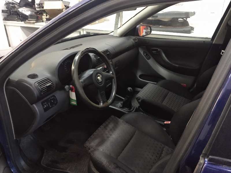 SEAT LEON (1M1) Signo   |   11.99 - 12.04 foto 10