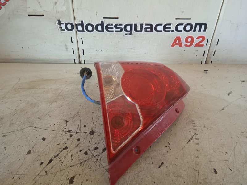 PILOTO TRASERO IZQUIERDO