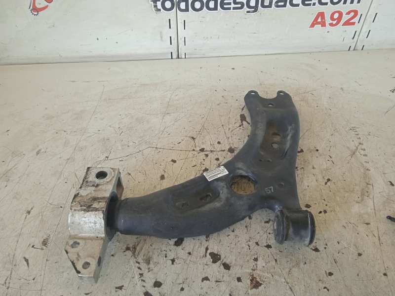 BRAZO SUSPENSION INFERIOR DELANTERO DERECHO SEAT ALTEA (5P1) Last Edition   |   02.15 - 12.15