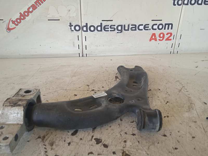 BRAZO SUSPENSION INFERIOR DELANTERO DERECHO SEAT ALTEA (5P1) Last Edition   |   02.15 - 12.15