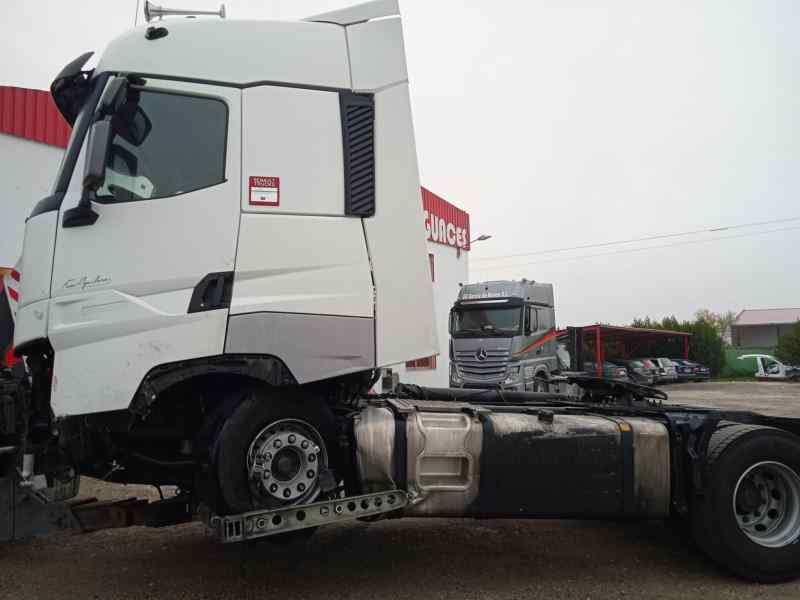 RENAULT T 520 HIGHCAB T4X2 EURO 6