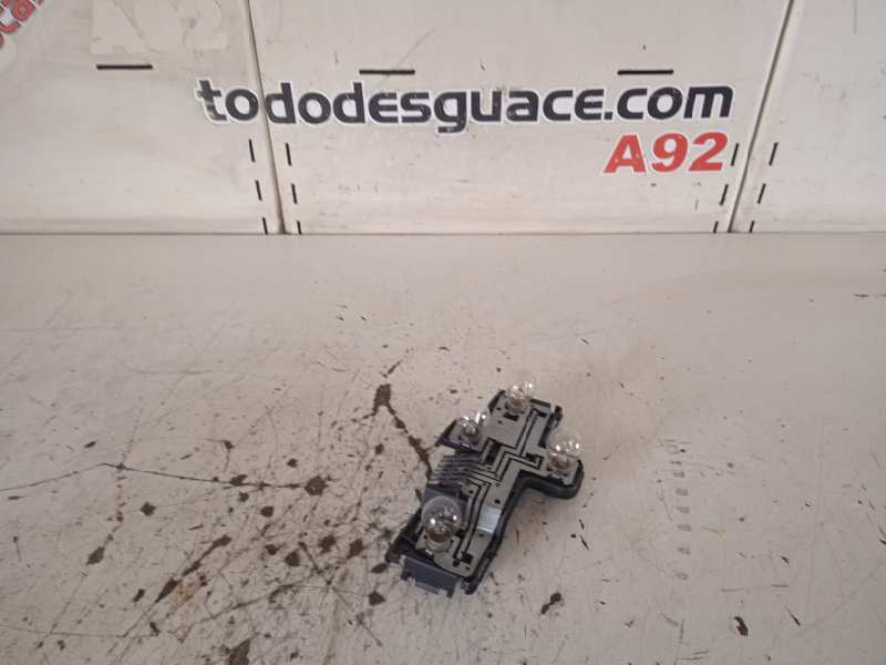 PORTALAMPARAS TRASERO IZQUIERDO OPEL VECTRA A Selection