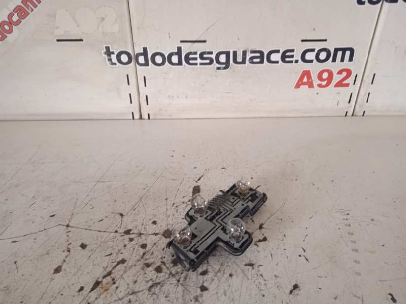 PORTALAMPARAS TRASERO DERECHO OPEL VECTRA A Selection