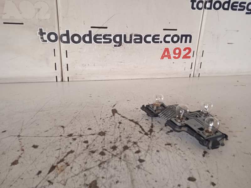 PORTALAMPARAS TRASERO DERECHO OPEL VECTRA A Selection