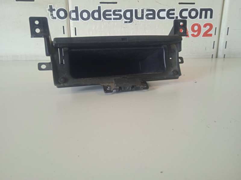 CENICERO SUZUKI GRAND VITARA JB (JT) 1.9 DDiS JLX-A (5-ptas.)   |   09.05 - 12.10