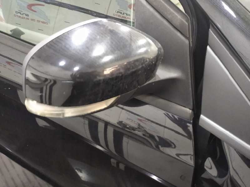 FORD FOCUS LIM. (CB8) Titanium   |   07.10 - 12.15 foto 9
