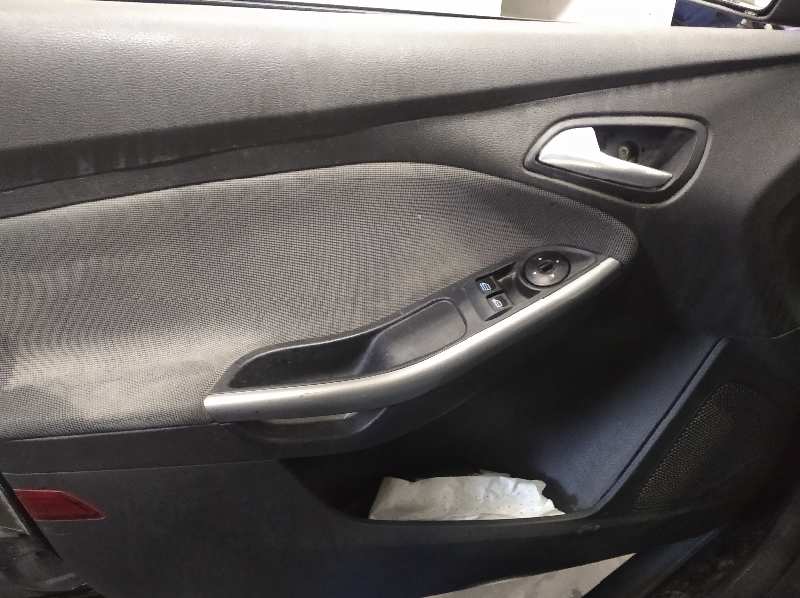FORD FOCUS LIM. (CB8) Titanium   |   07.10 - 12.15