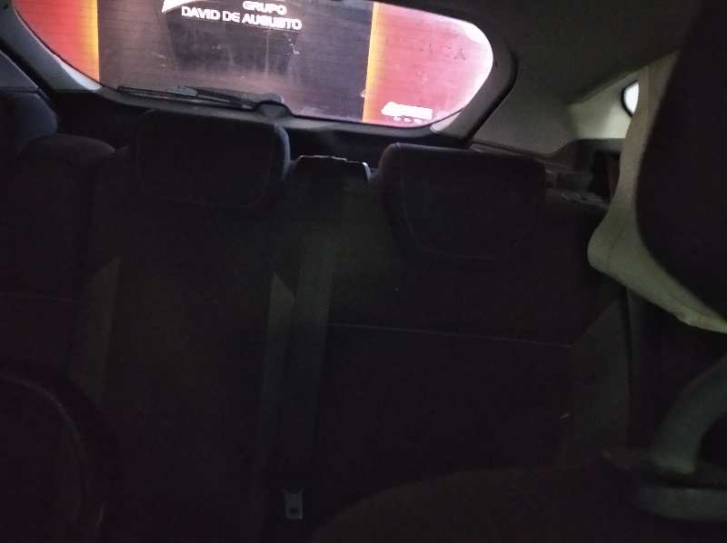 FORD FOCUS LIM. (CB8) Titanium   |   07.10 - 12.15