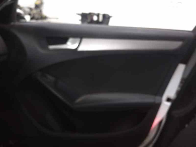 AUDI A4 BERLINA (8K) 2.0 TDI   |   02.09 - 11.12 foto 12
