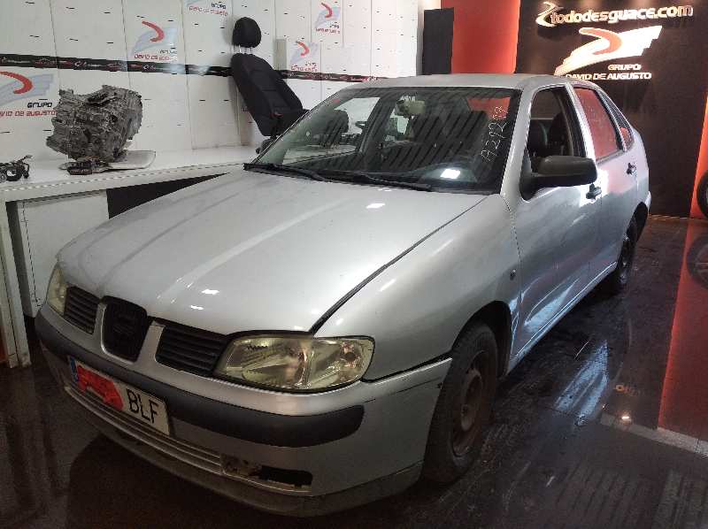 SEAT CORDOBA BERLINA (6K2) Signo   |   08.99 - 12.99 foto 2