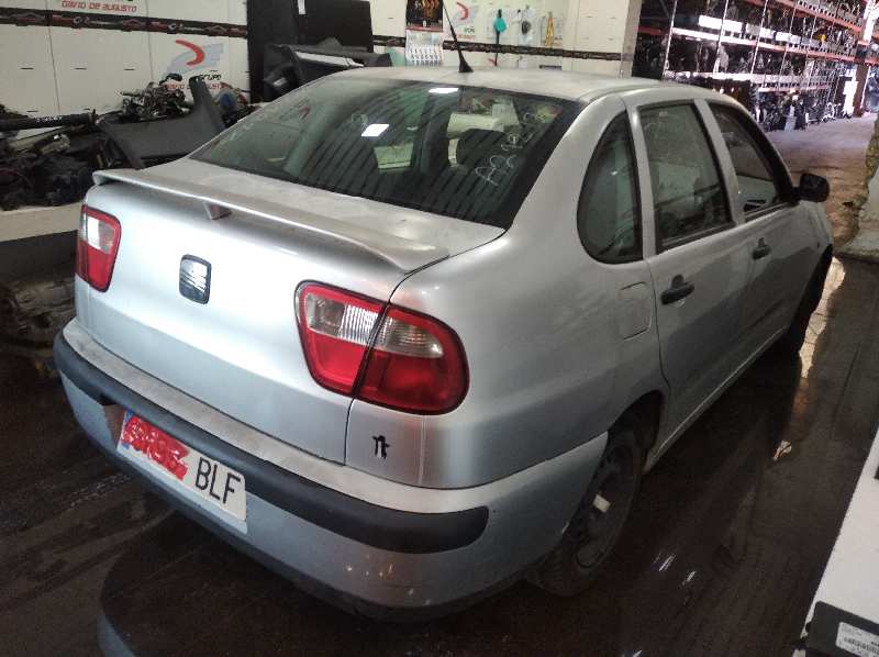 SEAT CORDOBA BERLINA (6K2) Signo   |   08.99 - 12.99 foto 4