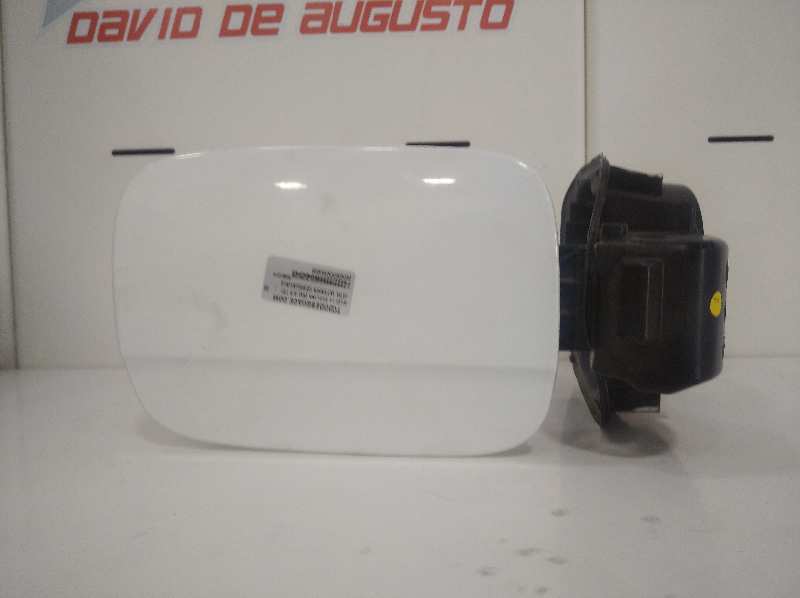 TAPA EXTERIOR COMBUSTIBLE foto 3