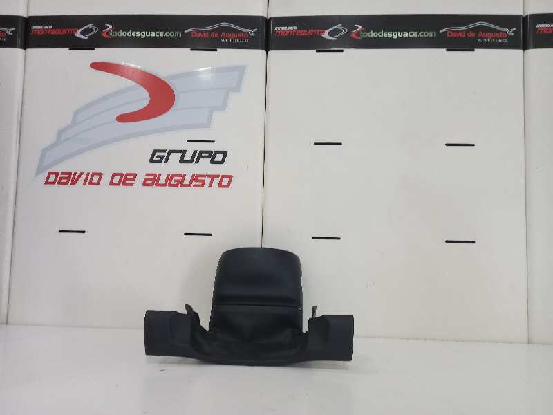CUBIERTA DE LA COLUMNA DEL VOLANTE