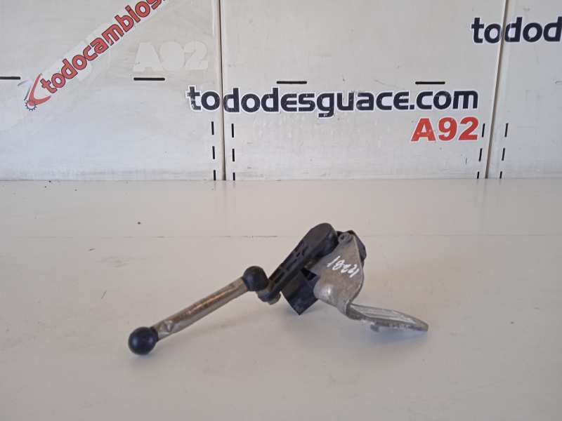 SENSOR DE NIVEL ALTURA XENON BMW SERIE 1 BERLINA (E81/E87) 116d