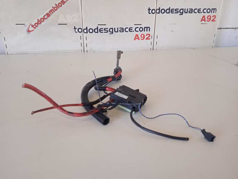CAJA RELES / FUSIBLES BMW X3 (E83) xDrive 20d   |   09.08 - 12.10