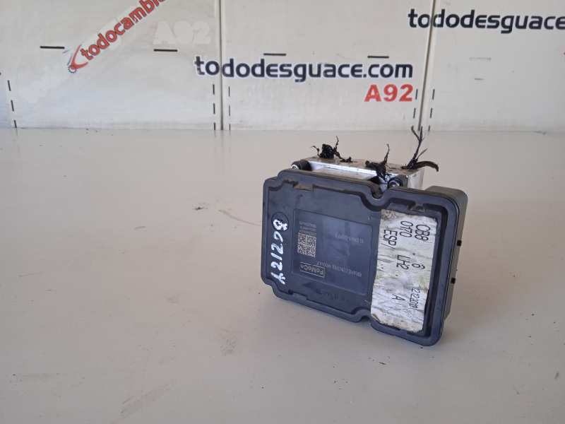 ABS FORD FOCUS LIM. (CB8) Titanium   |   07.10 - 12.15