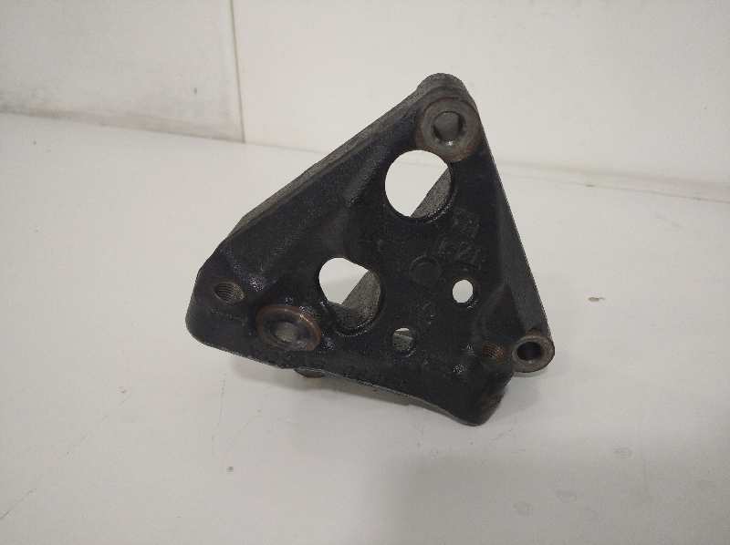 SOPORTE MOTOR foto 3