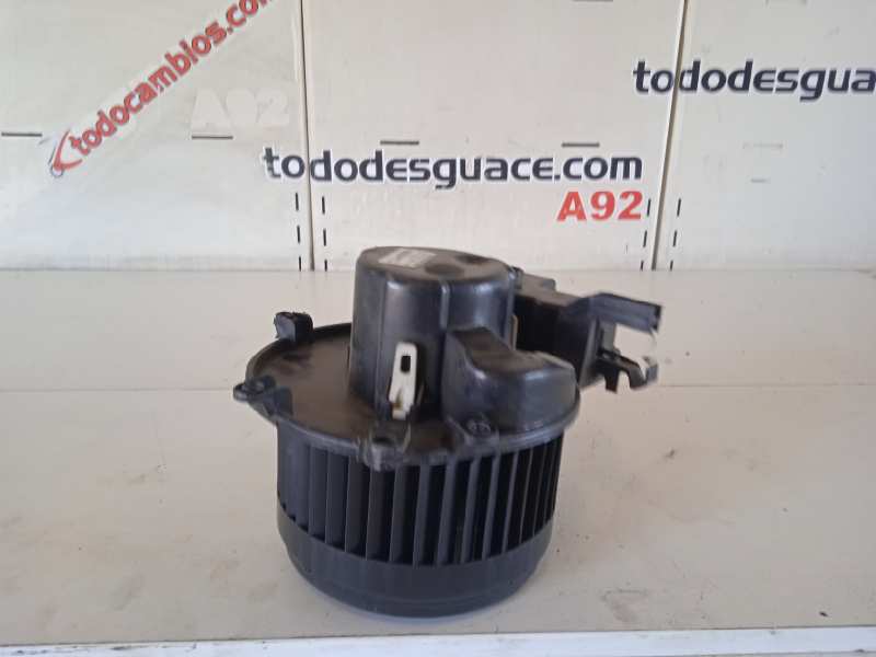 MOTOR CALEFACCION foto 2