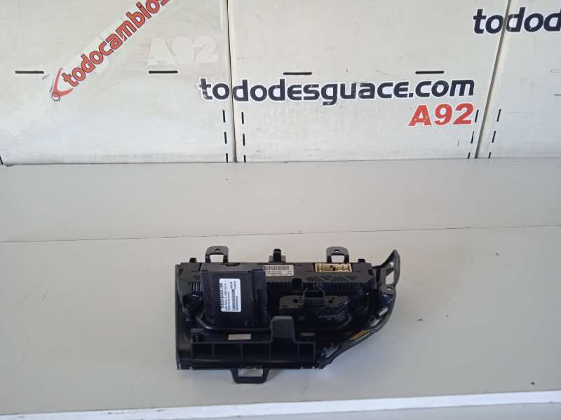 MANDO CLIMATIZADOR FORD FOCUS LIM. (CB8) Titanium   |   07.10 - 12.15