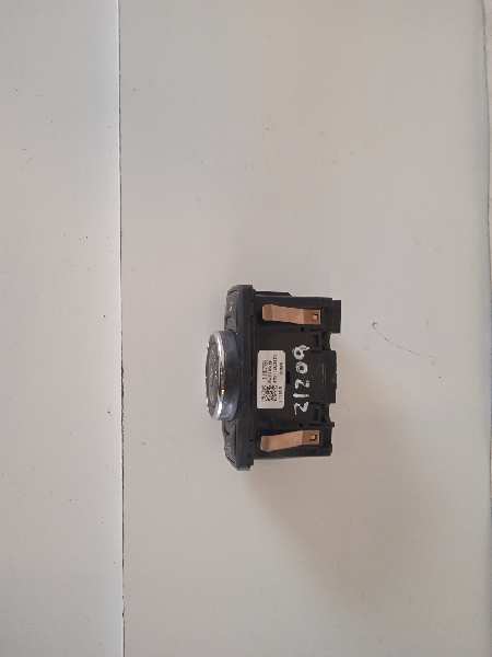 MANDO LUCES FORD FOCUS LIM. (CB8) Titanium   |   07.10 - 12.15