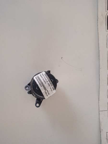 MANDO VOLANTE FORD FOCUS LIM. (CB8) Titanium   |   07.10 - 12.15