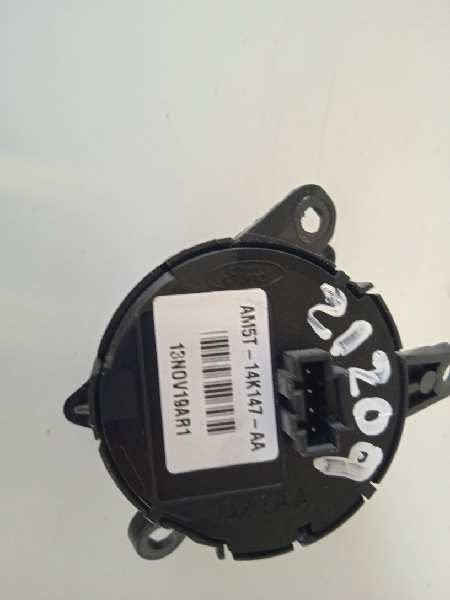 MANDO VOLANTE FORD FOCUS LIM. (CB8) Titanium   |   07.10 - 12.15