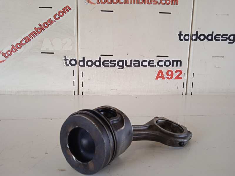 PISTON Y BIELA JAGUAR XE Portfolio   |   10.14 - 12.18