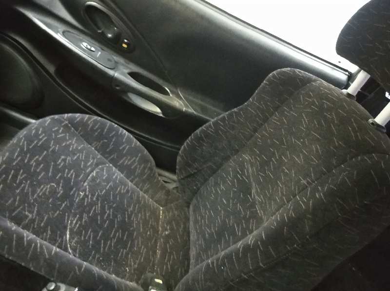 HYUNDAI COUPE (J2) 1.6 FX Coupe Motor 1,6 Ltr. - 85 kW 16V CAT foto 11