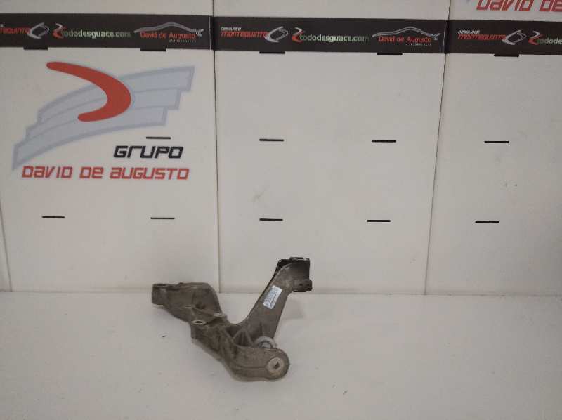 SOPORTE BRAZO SUSPENSION DELANTERO IZQUIERDO