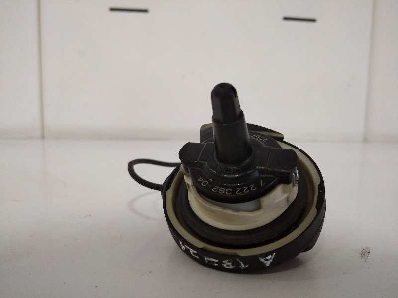 TAPON COMBUSTIBLE foto 2