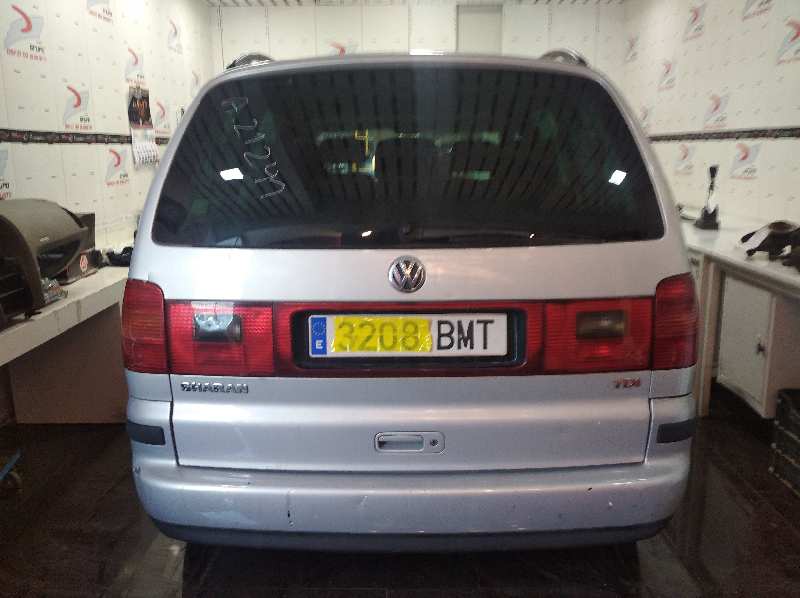 VOLKSWAGEN SHARAN (7M6/7M9) Conceptline   |   04.00 - 12.03 foto 4