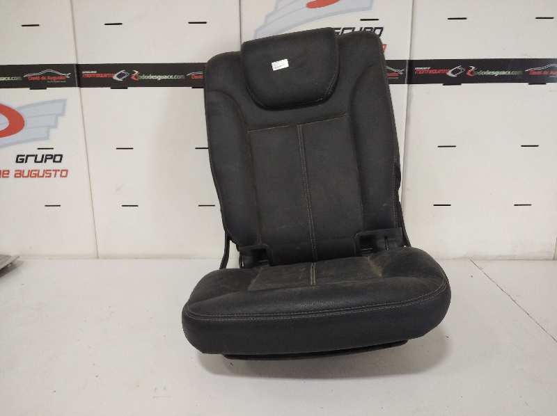 ASIENTO TERCERA FILA DERECHO