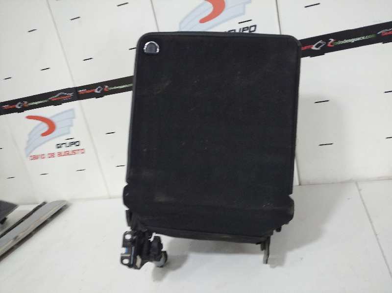 ASIENTO TERCERA FILA DERECHO foto 4