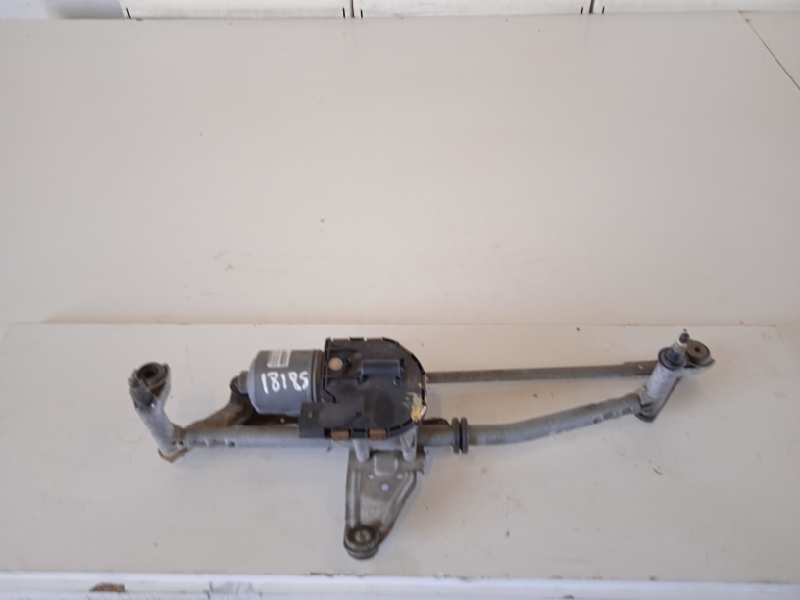 MOTOR LIMPIA DELANTERO VOLKSWAGEN PASSAT VARIANT (3C5) Advance   |   08.05 - 12.09