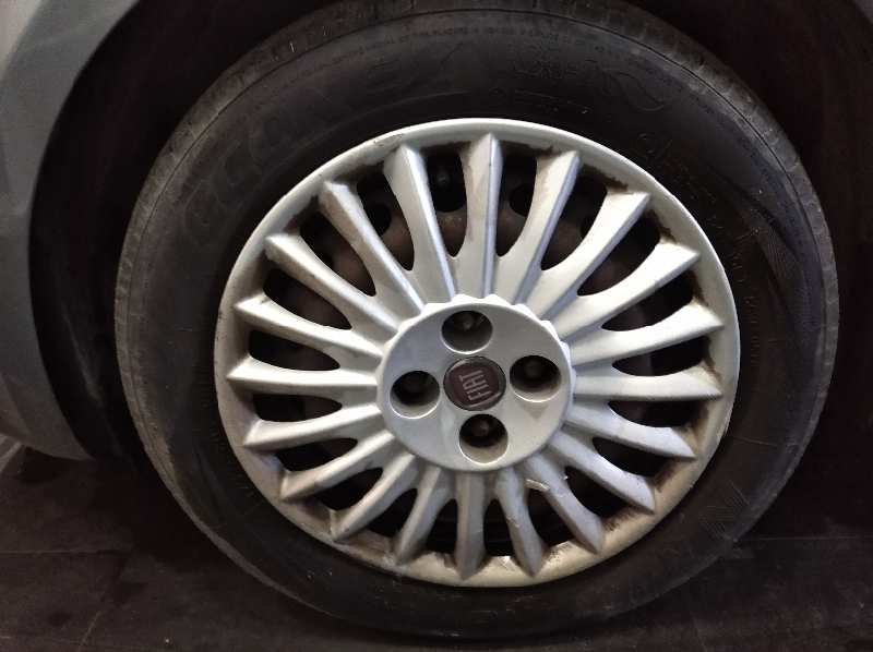 FIAT GRANDE PUNTO (199) *   |   0.05 - ...