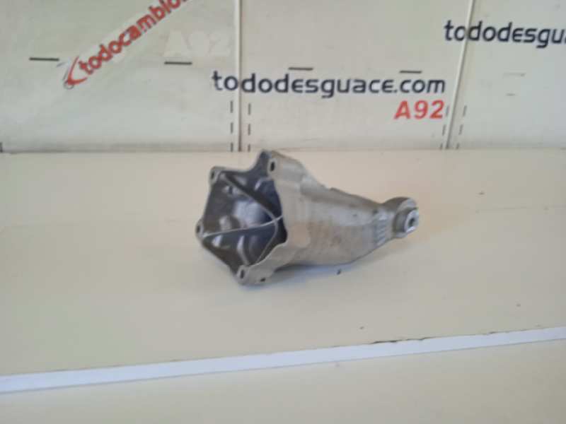 SOPORTE MOTOR MERCEDES CLASE C (W204) LIM. C 220 CDI BlueEfficiency (204.002)   |   01.11 - 12.14