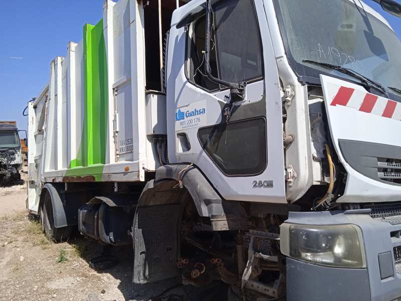 RENAULT PREMIUM DISTRIBUTION Fg 4x2 Corto Motor 7,2 Ltr. - 206 kW Diesel