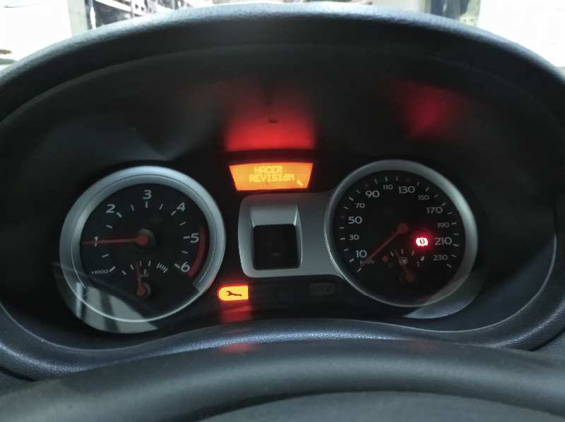 RENAULT CLIO III 1.5 dCi Diesel   |   0.05 - ... foto 7