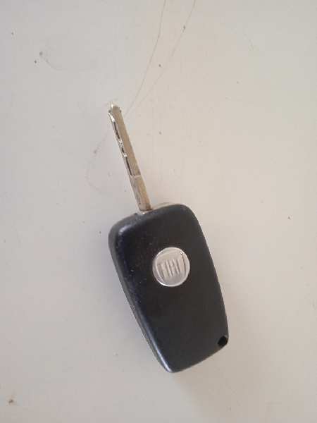 ANTIRROBO / LLAVE CONTACTO FIAT GRANDE PUNTO (199) *   |   0.05 - ...