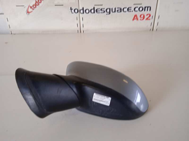 RETROVISOR IZQUIERDO FIAT GRANDE PUNTO (199) *   |   0.05 - ...
