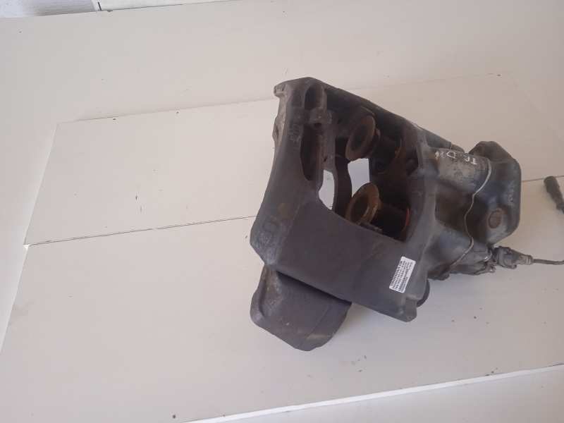 PINZA DE FRENO TRASERA DERECHA MERCEDES-BENZ ATEGO 6 CYL. 4X4 2005 -> *