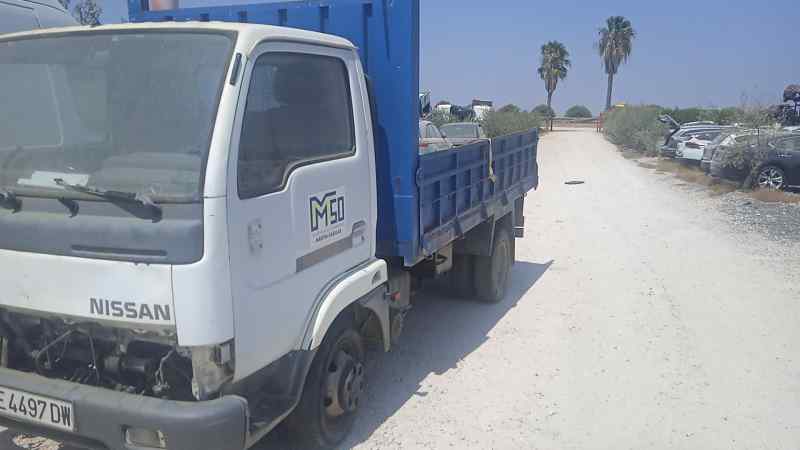 NISSAN CABSTAR TL110.35   |   01.95 - 12.02 foto 12