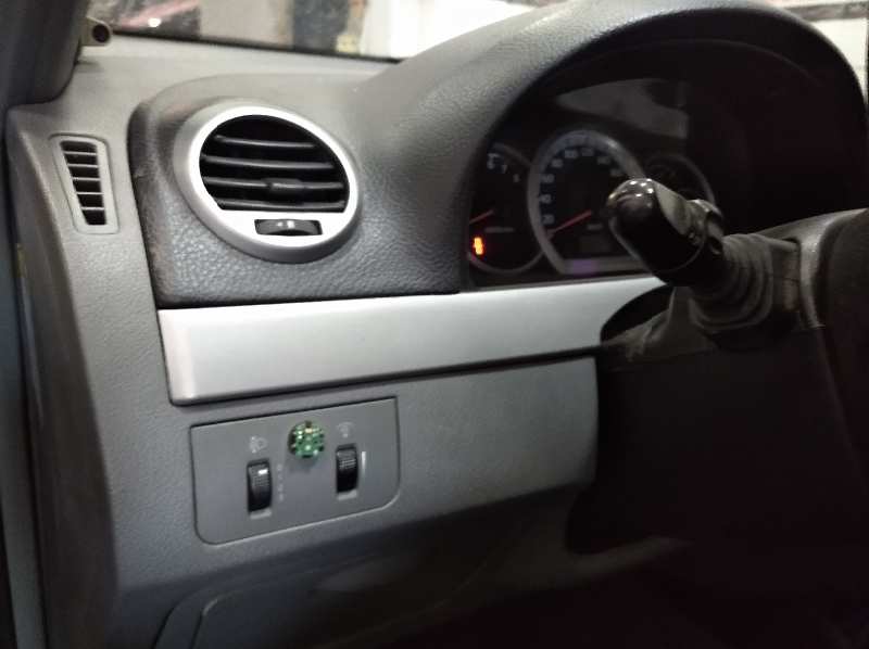 DAEWOO LACETTI CDX   |   03.04 - 12.04 foto 9