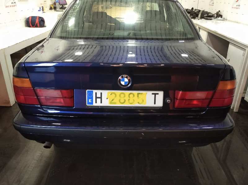BMW SERIE 5 BERLINA (E34) 518i   |   01.93 - ... foto 5