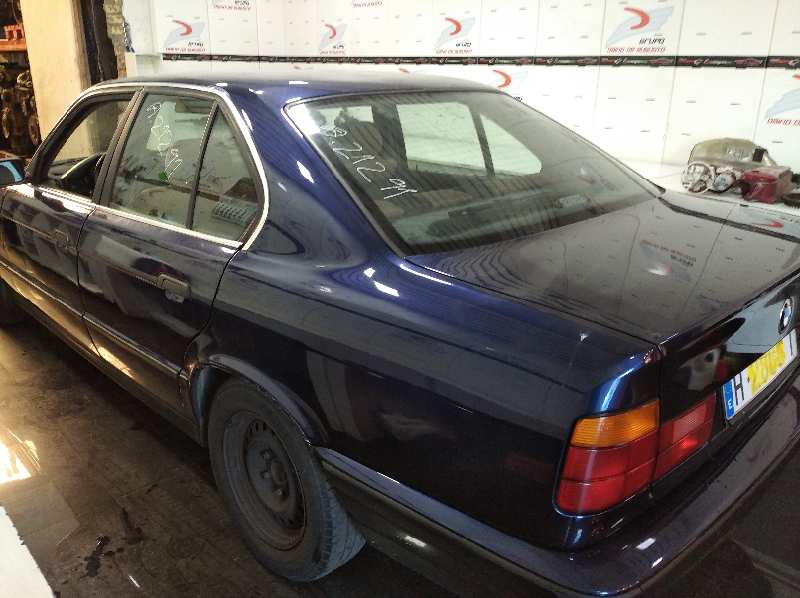 BMW SERIE 5 BERLINA (E34) 518i   |   01.93 - ... foto 6