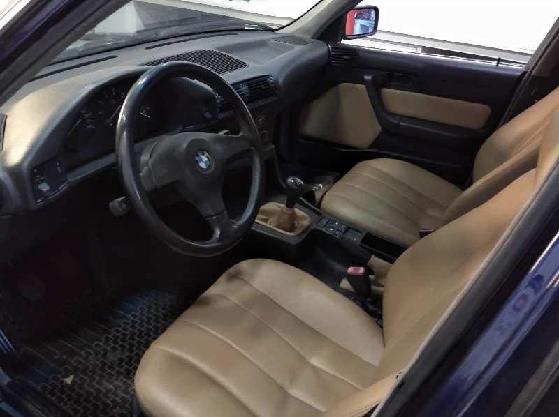 BMW SERIE 5 BERLINA (E34) 518i   |   01.93 - ... foto 7