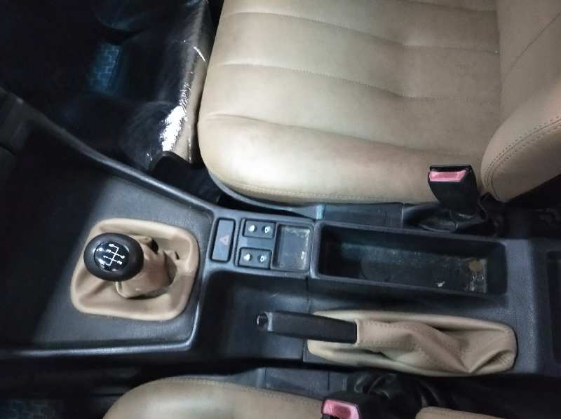 BMW SERIE 5 BERLINA (E34) 518i   |   01.93 - ... foto 11